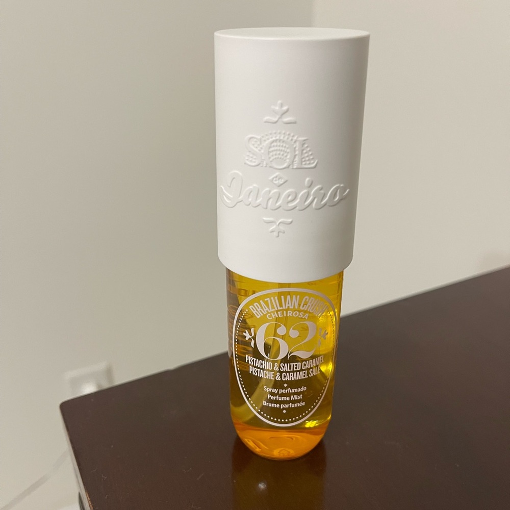 Sol De Janeiro 62